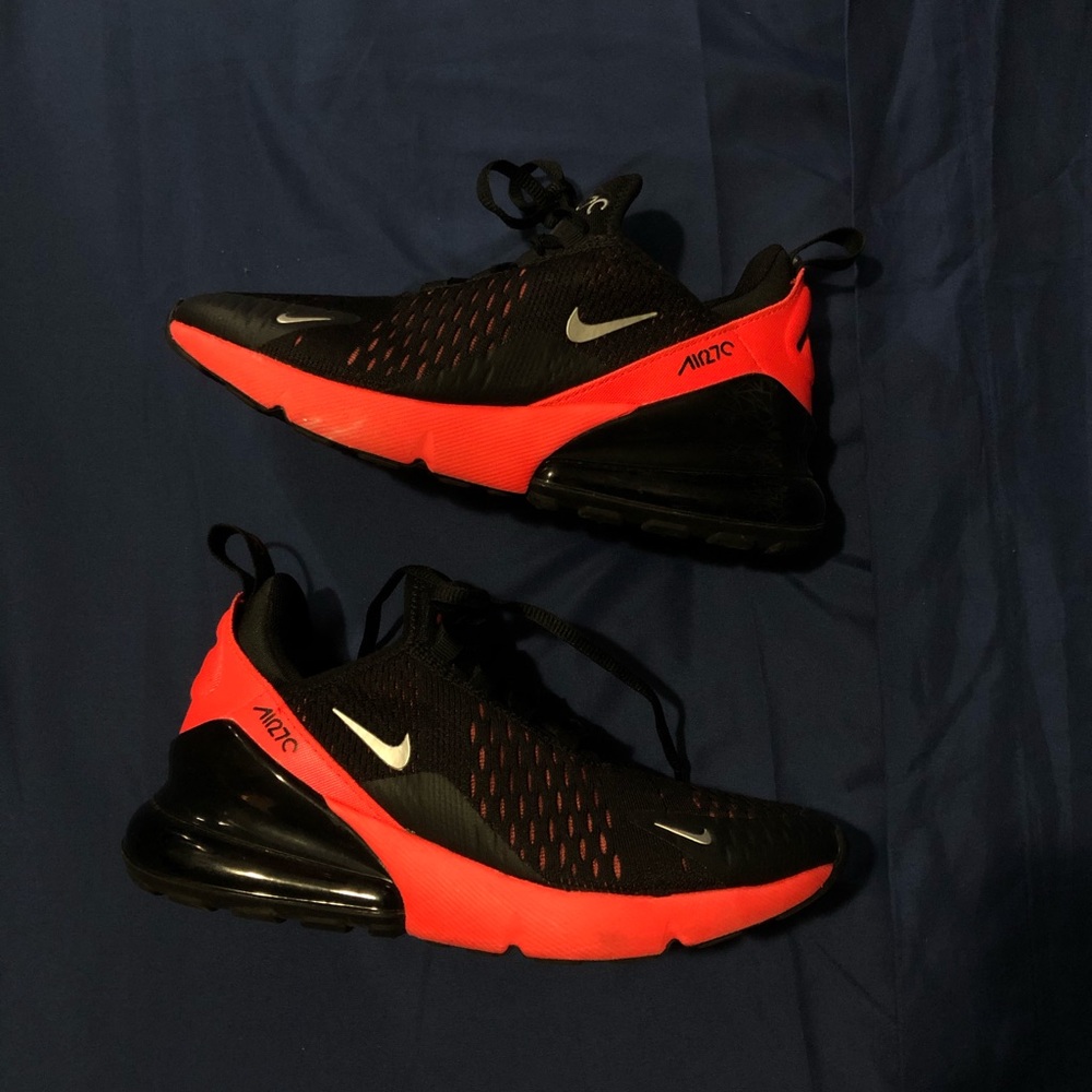 Nike 270 shoes